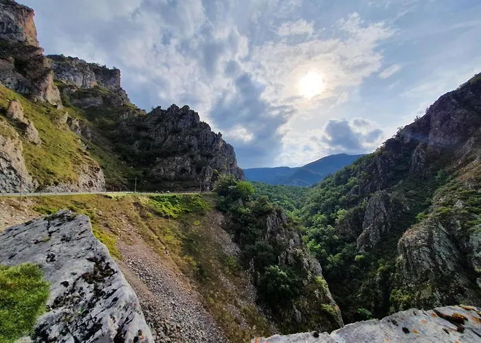 Appartement Duplex Mirador De Potes - 4 Pax, Con Wifi Y Garaje *